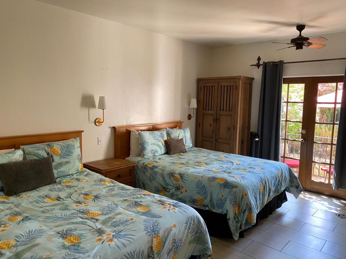 Rosa 4* Santa Bárbara